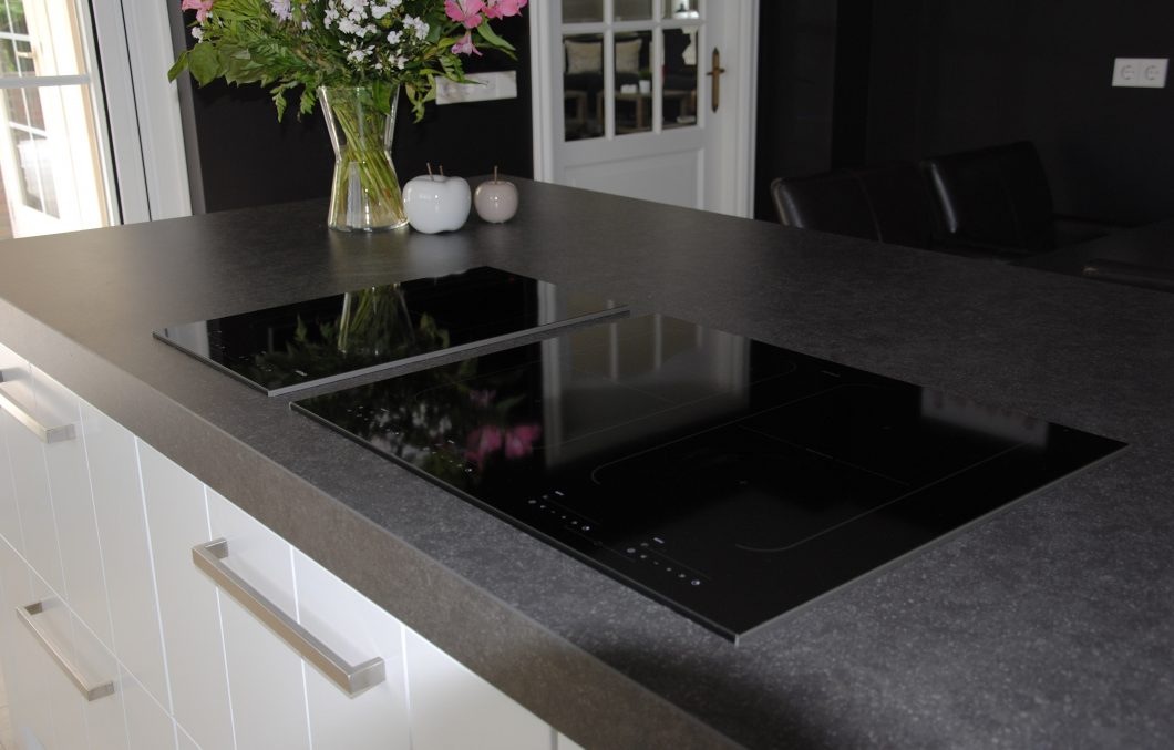 Landelijk moderne Pure Dutch keuken in Hardinxveld-Giessendam