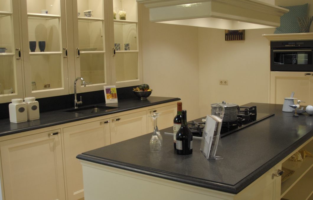 Handgemaakte showroom keuken