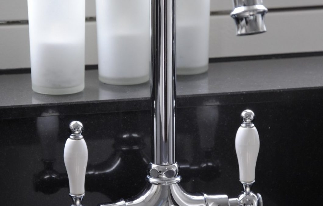 Keuken kraan in landelijke stijl