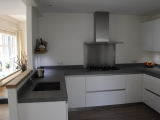 moderne-hoogglans-keuken Moderne hoogglans keuken