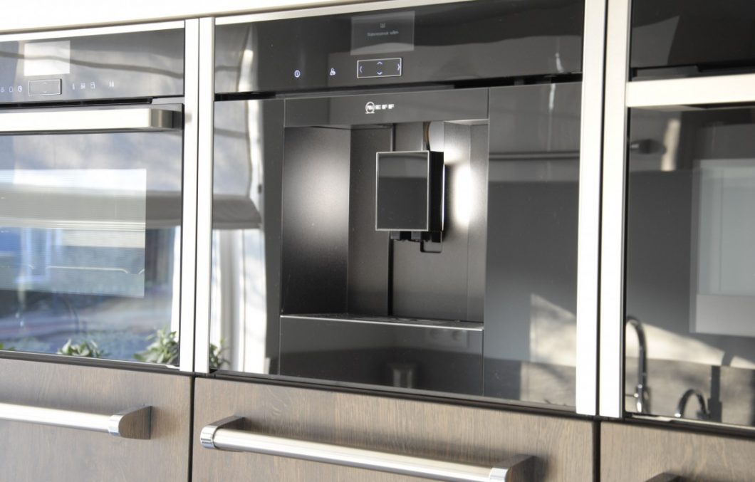 Moderne keuken met espresso