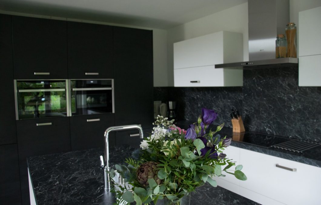 Moderne keuken in Zuid-Holland