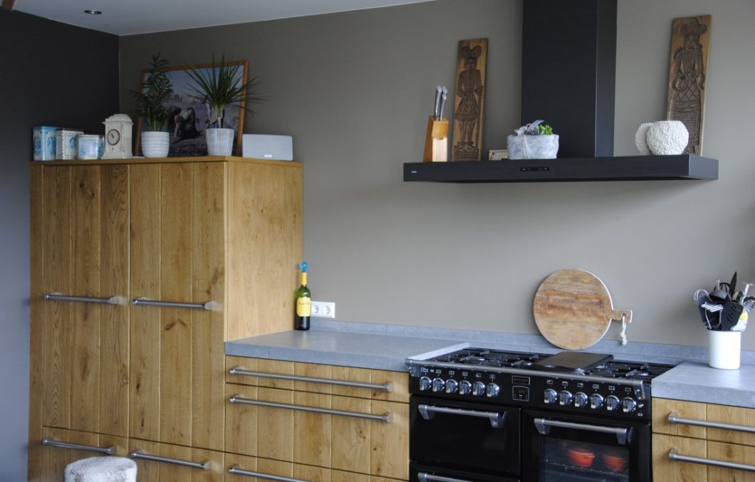 Stoere houten keukens