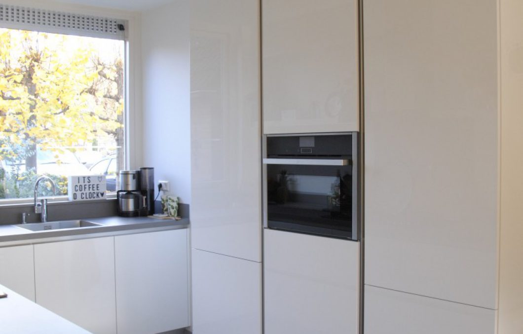 Binnenkijken bij deze moderne keuken in Papendrecht