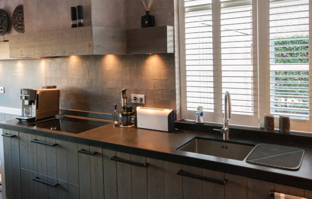 Massief houten keuken van Pure Dutch in Goes
