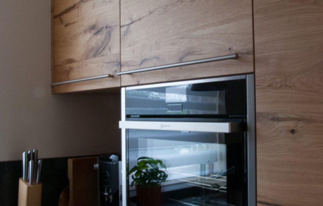 Witte keuken met houtlook in Gorinchem