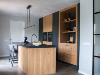 Landelijk moderne keuken bij Keukenhof Sliedrecht