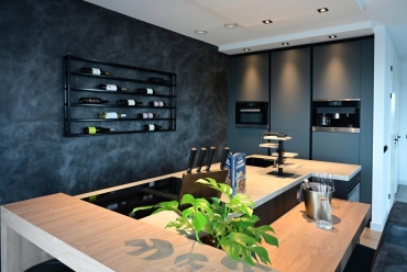 Fenix keuken met creatieve details in Dordrecht