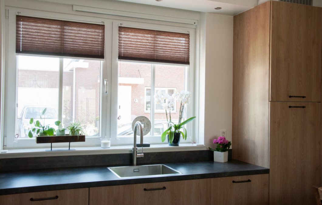 Houtlook keuken in Hardinxveld-Giessendam