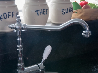 Nostalgische kraan Landelijke stijl keuken in Papendrecht